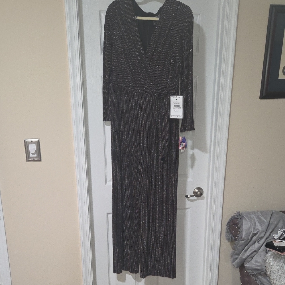 R&M Richards Black Long Sleeve V-Neck Pantsuit